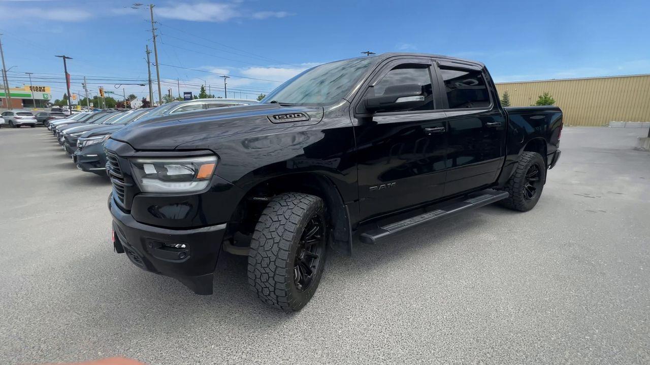 2021 RAM 1500 Sport 4X4, HEATED STEERING WHEEL, HEATED LEATHER SEATS, SIRIUS XM!! Photo3