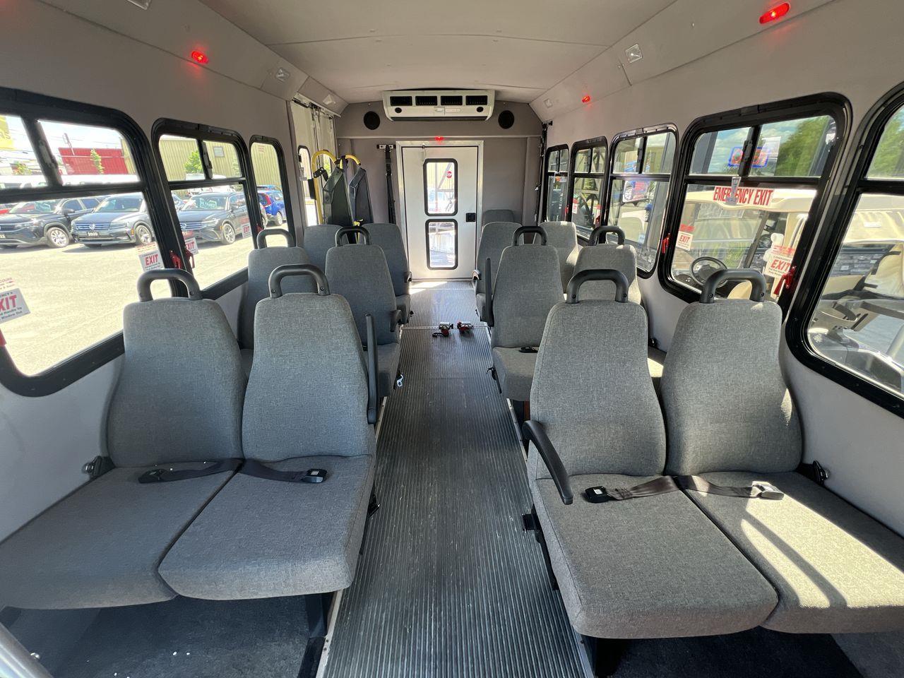 2014 Ford E450 Cutaway 15 PASSENGER Photo