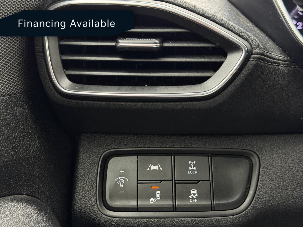 2019 Hyundai Santa Fe 2.0T Preferred AWD w/Sunroof Photo