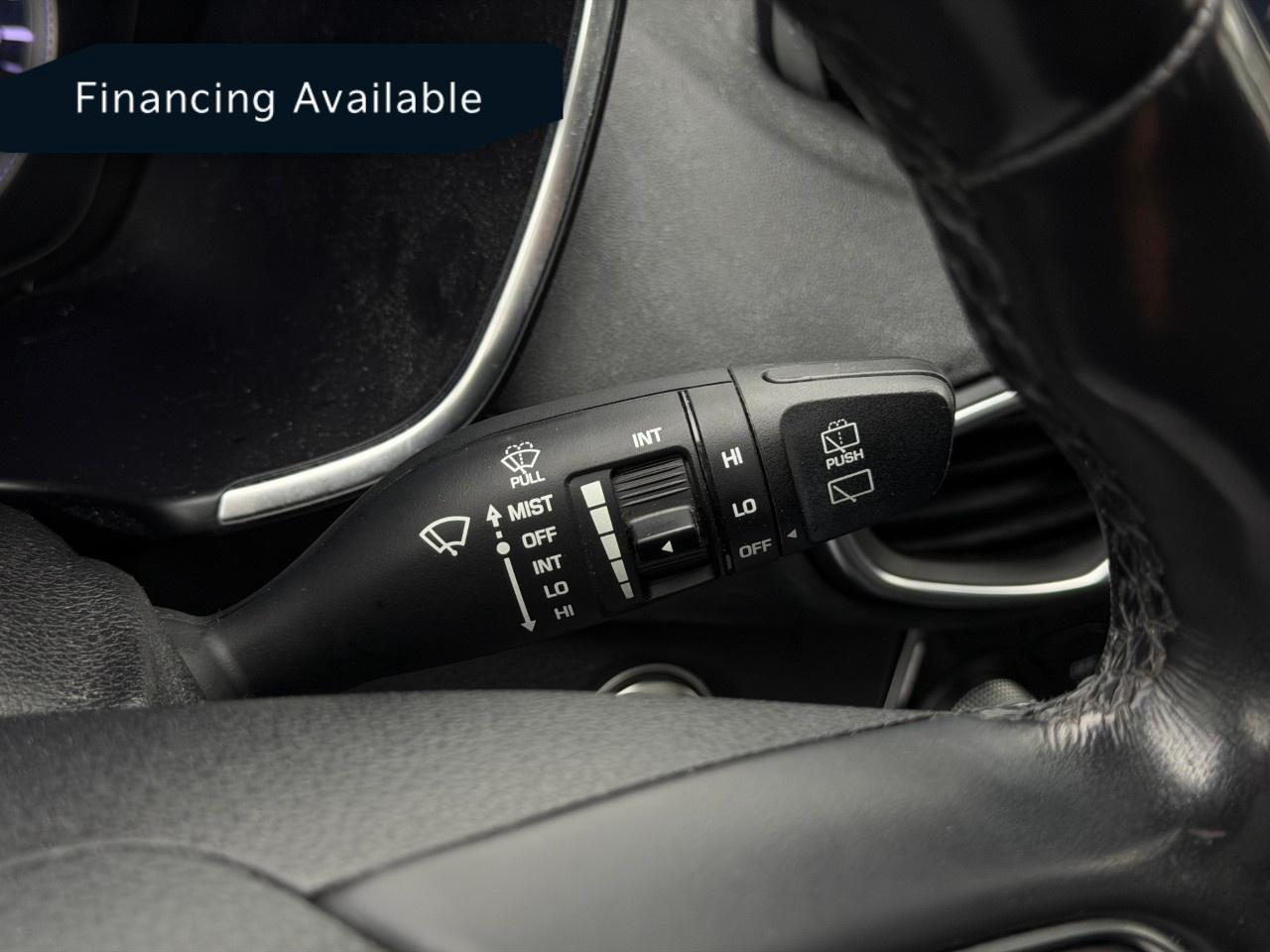 2019 Hyundai Santa Fe 2.0T Preferred AWD w/Sunroof Photo