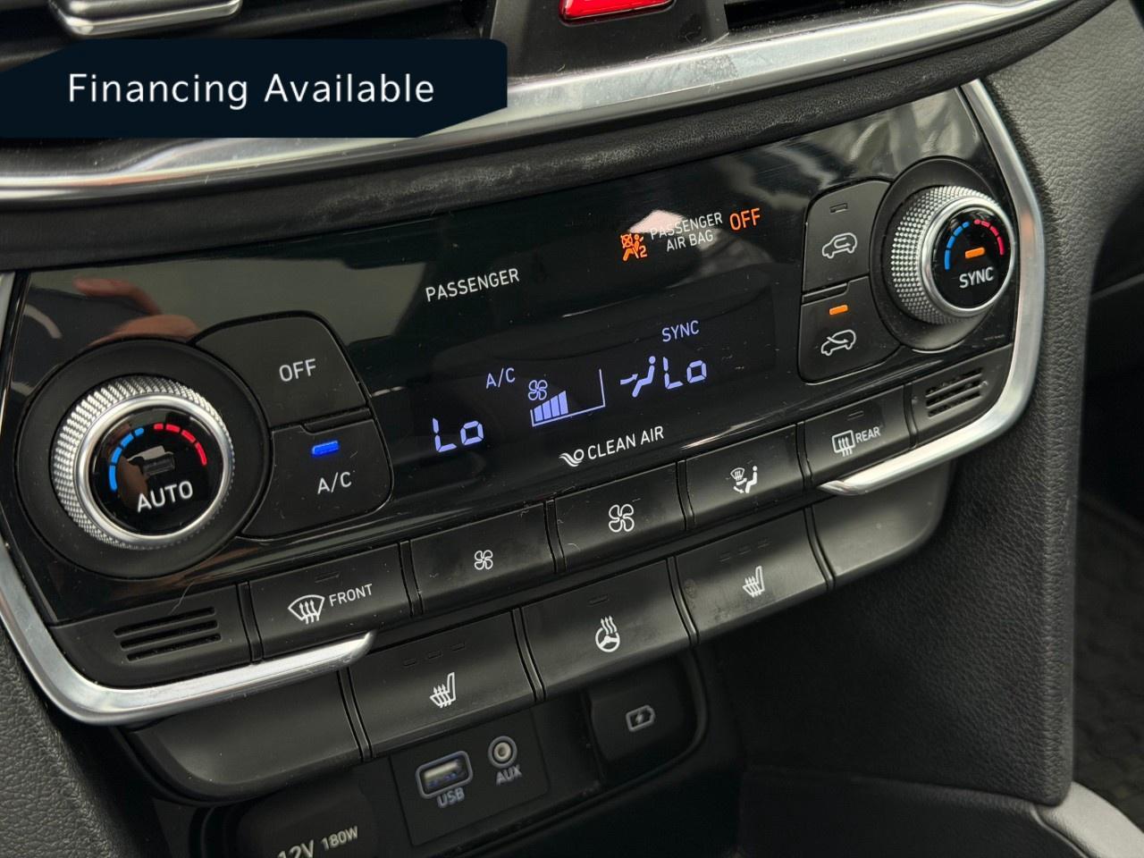 2019 Hyundai Santa Fe 2.0T Preferred AWD w/Sunroof Photo