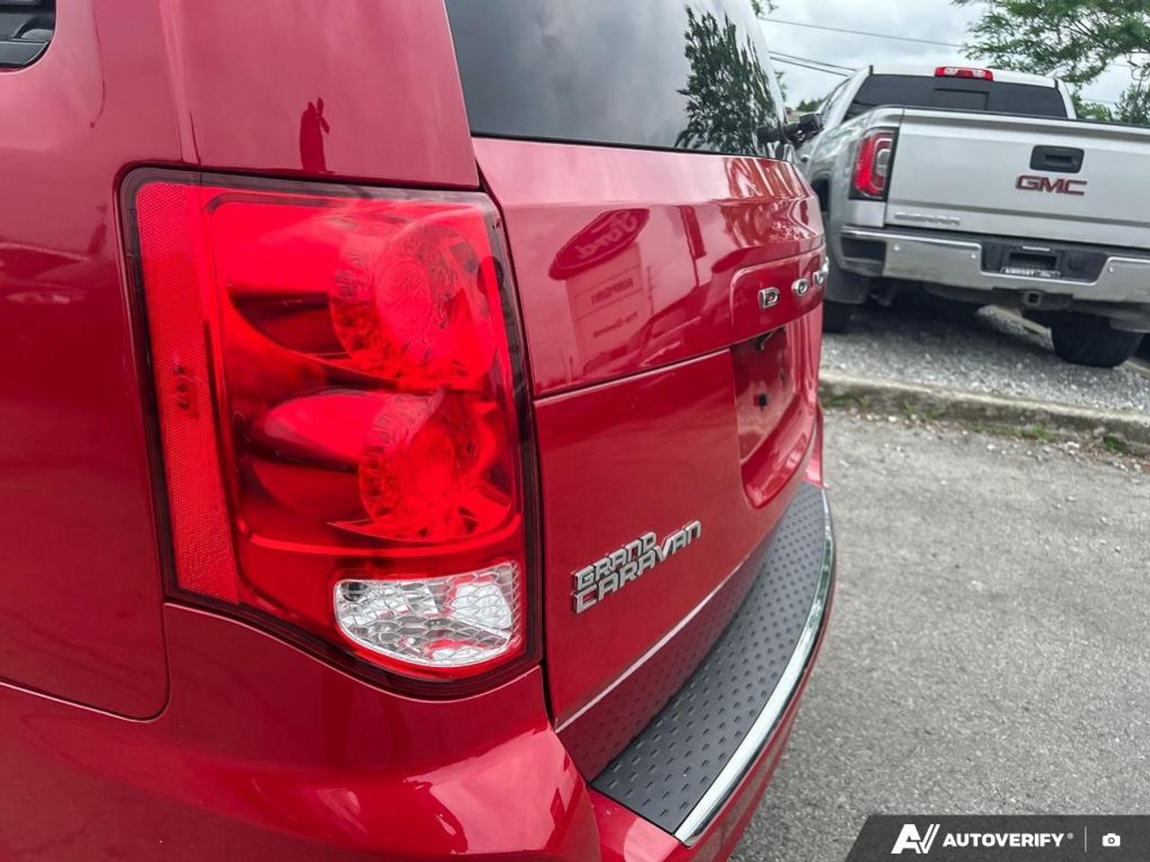 2016 Dodge Grand Caravan SE/SXT 1 OWNER | SAFETY CERTIFIED Photo