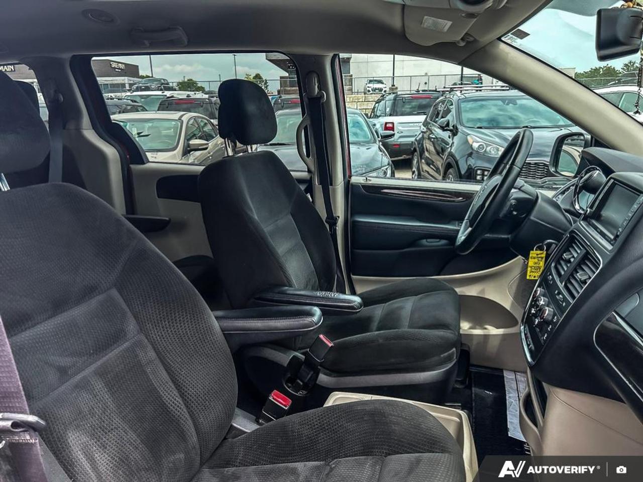 2016 Dodge Grand Caravan SE/SXT 1 OWNER | SAFETY CERTIFIED Photo