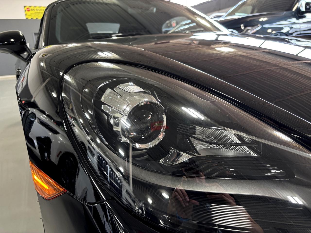2021 Porsche 718 Spyder Roadster|NOLUXTAX|PDK|ALCANTARA|YELLOWSTITCH|CHRON Photo3