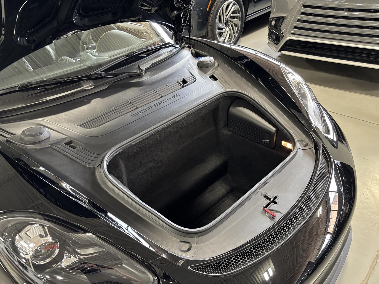 2021 Porsche 718 Spyder Roadster|NOLUXTAX|PDK|ALCANTARA|YELLOWSTITCH|CHRON Photo4
