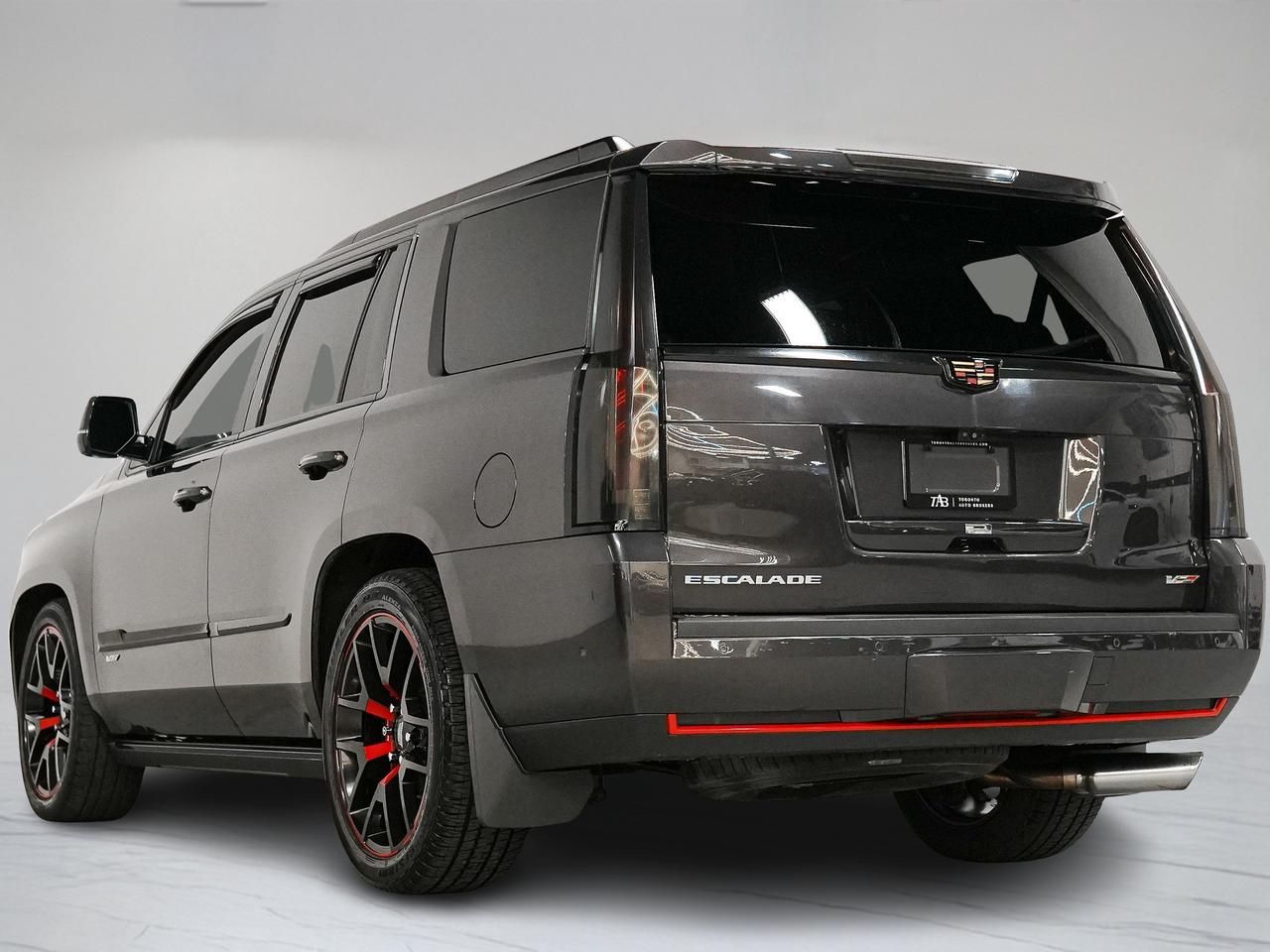 2017 Cadillac Escalade PLATINUM | V PKG | SUPERCHARGED | BREMBO | 22 IN Photo4