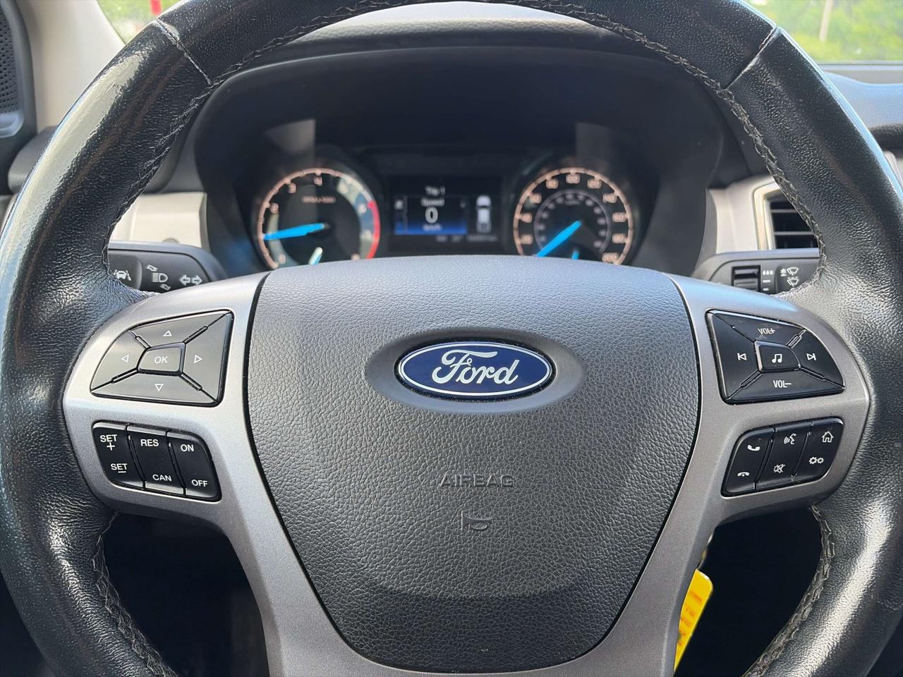 2023 Ford Ranger XLT, 4X4, REMOTE START, CLEAN CARFAX, BACK UP CAM! Photo