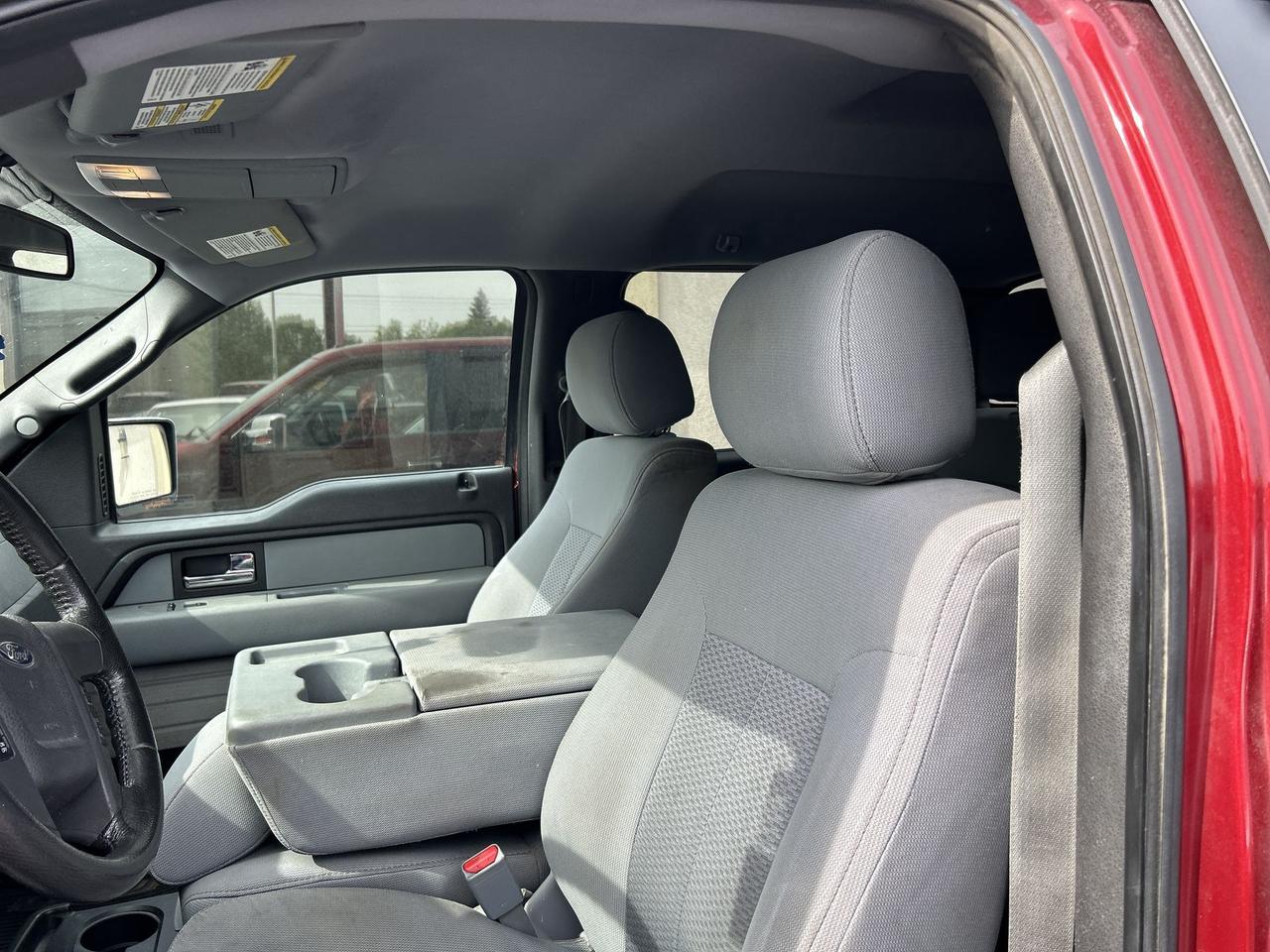 2013 Ford F-150 XLT 4X4 | CREW | 5.0L V8 | XTR | TOW PKG | ALLOYS Photo