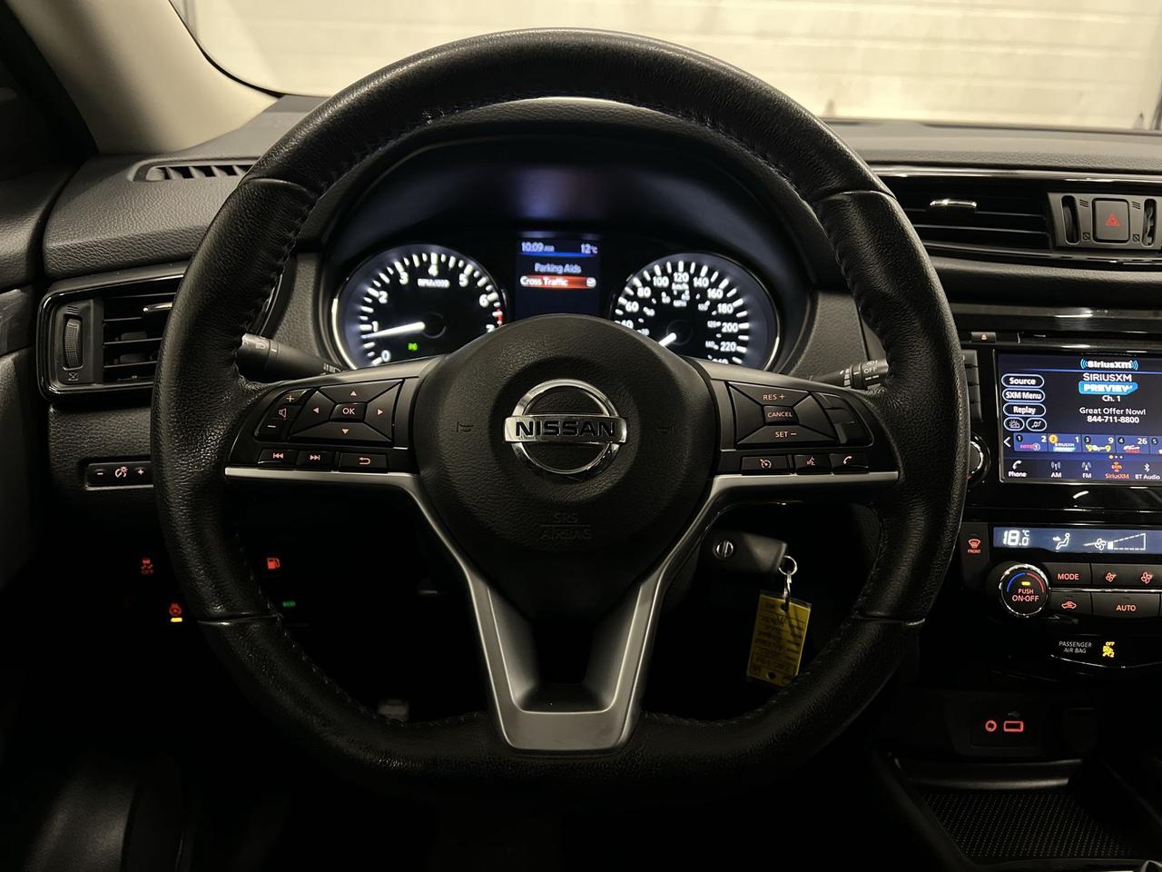 2020 Nissan Rogue SE AWD | HTD SEATS | CARPLAY | 17IN ALLOYS | A/C Photo