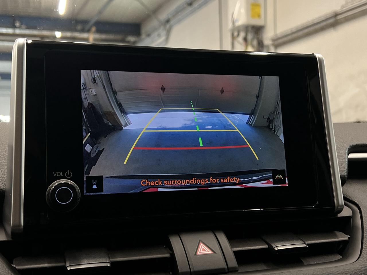 2023 Toyota RAV4 XLE AWD | SUNROOF | HTD SEATS | CARPLAY | ALLOYS Photo