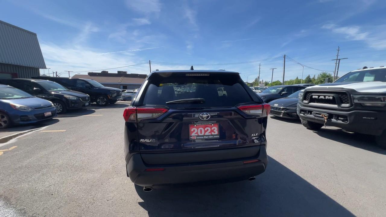 2023 Toyota RAV4 XLE AWD | SUNROOF | HTD SEATS | CARPLAY | ALLOYS Photo