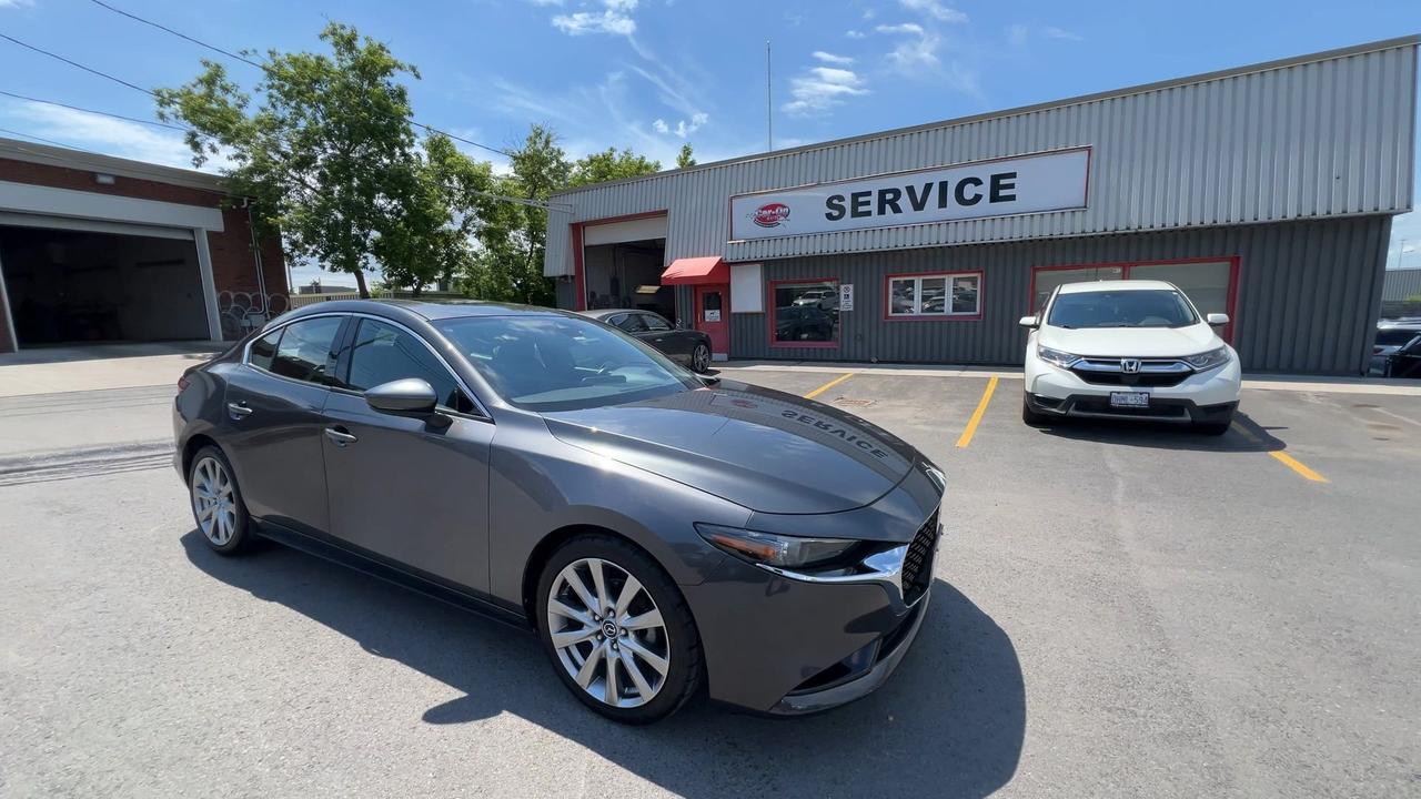 2020 Mazda MAZDA3 GT | LOW KMS!| HTD LEATHER| SUNROOF| CRAPLAY | HUD Photo