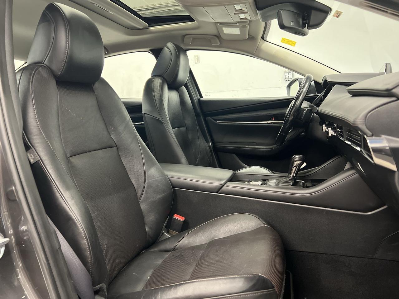 2020 Mazda MAZDA3 GT | LOW KMS!| HTD LEATHER| SUNROOF| CRAPLAY | HUD Photo