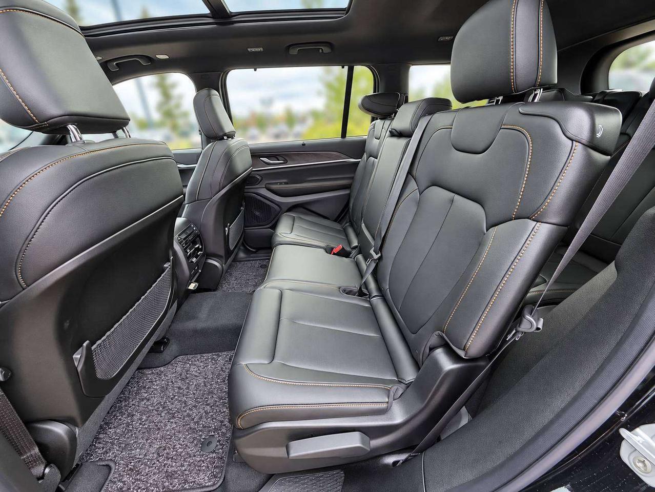 2026 Jeep Grand Cherokee L 85TH ANNIVERSARY | Leather | 7-PASS | Tow Pkg Photo
