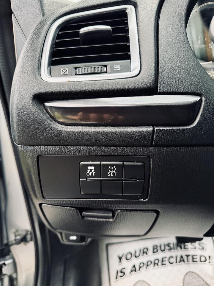2014 Mazda MAZDA6 GX Photo