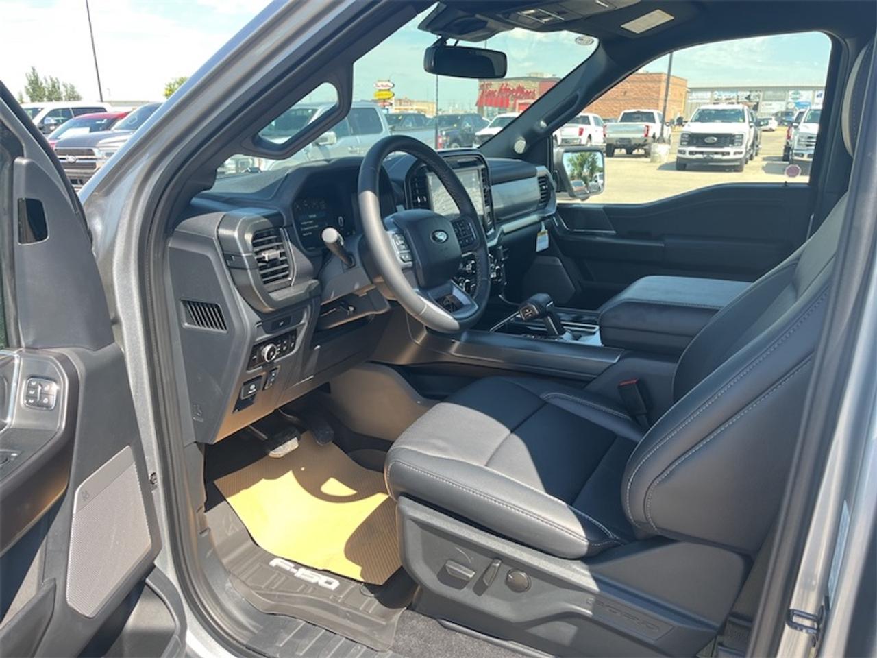 2026 Ford F-150 Lariat  - Tow Package Photo5