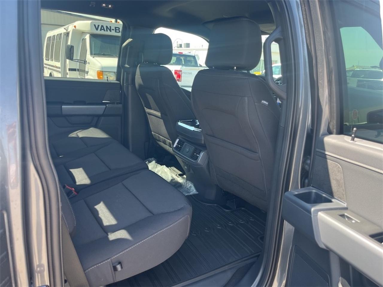 2026 Ford F-150 XLT  - 18" Wheels - Tow Package Photo5