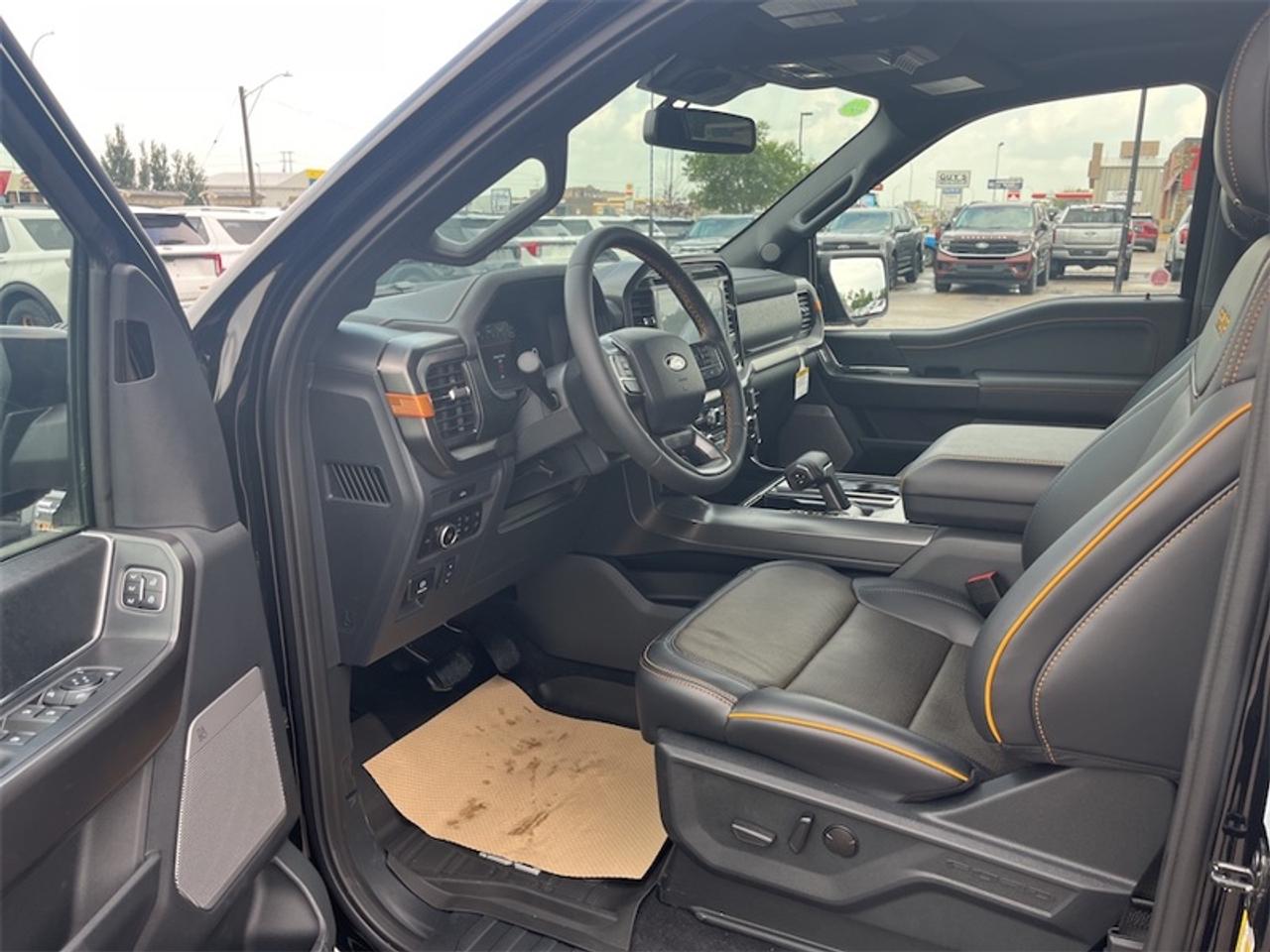 2026 Ford F-150 Tremor  - Leather Seats - Sunroof Photo5