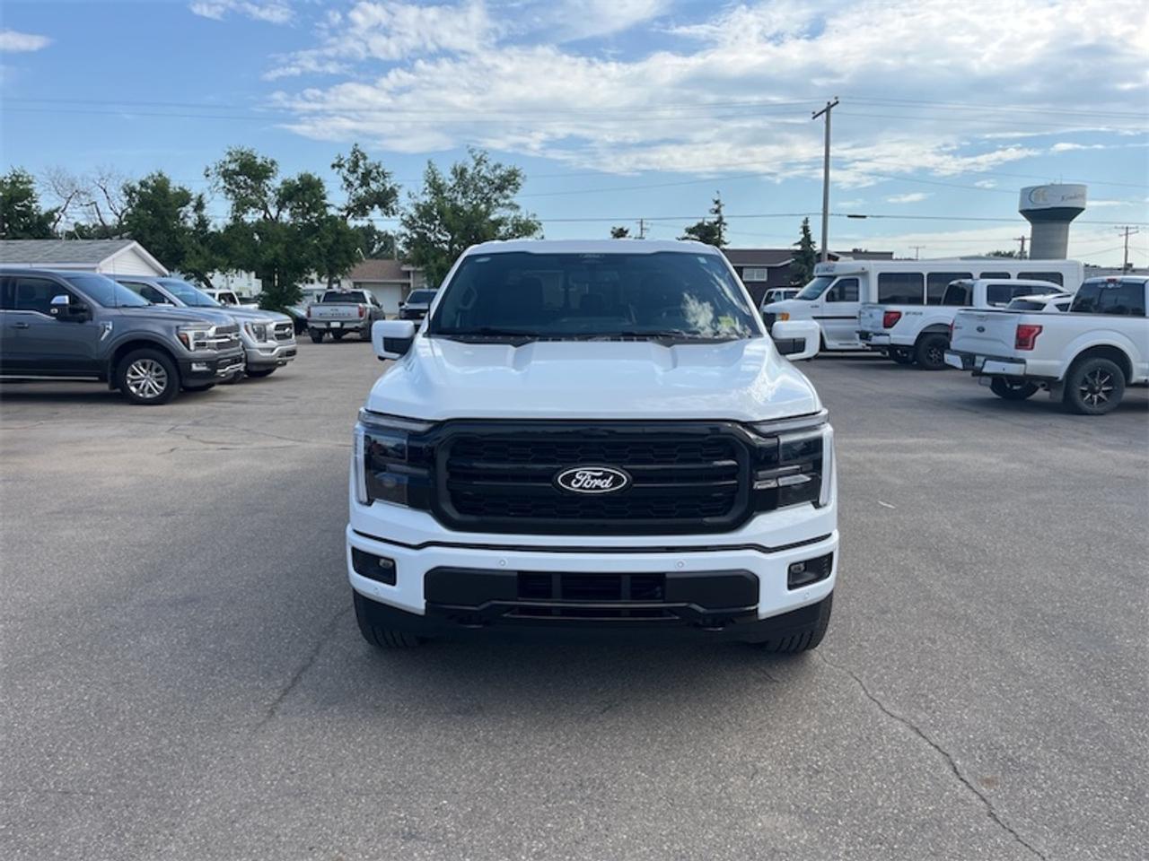 2026 Ford F-150 Lariat  - Tow Package Photo3
