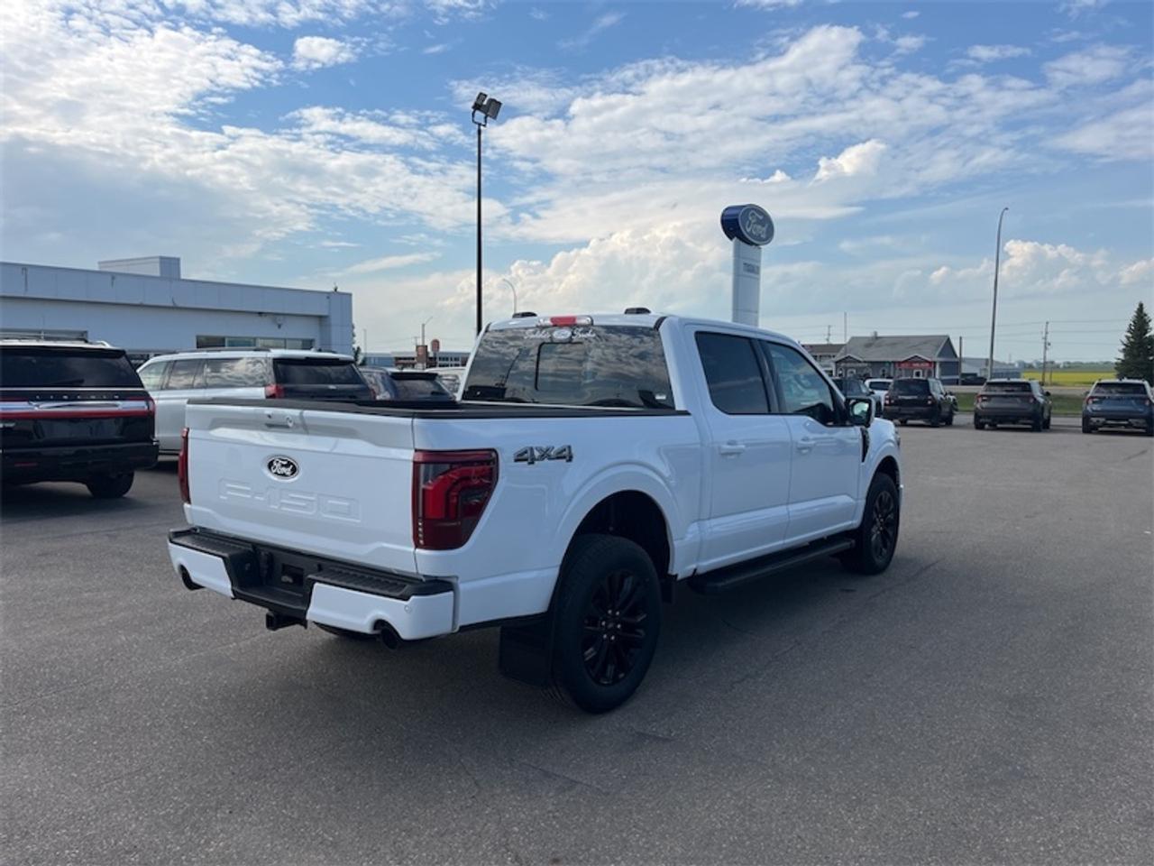 2026 Ford F-150 Lariat  - Tow Package Photo5