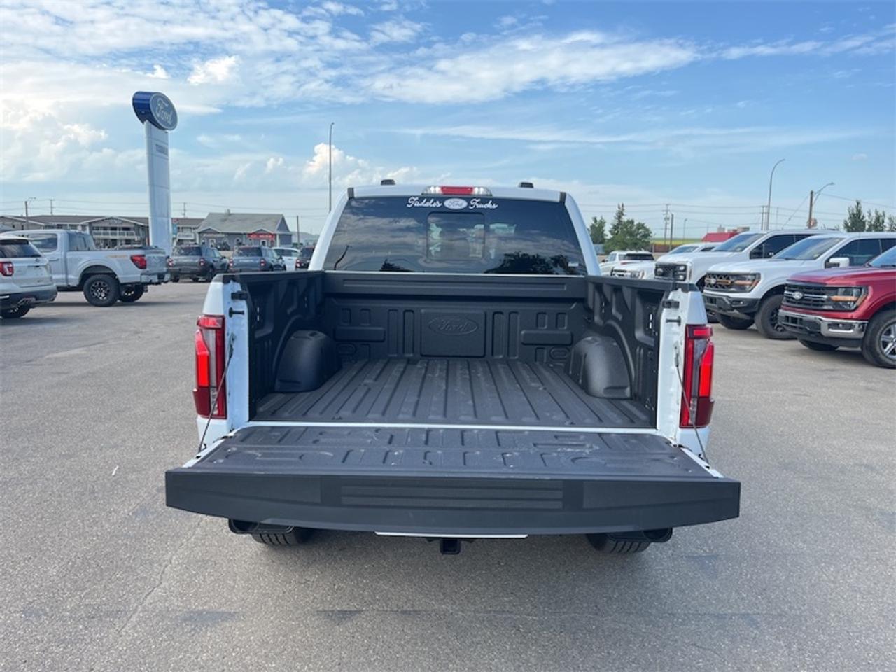2026 Ford F-150 Lariat  - Tow Package Photo5