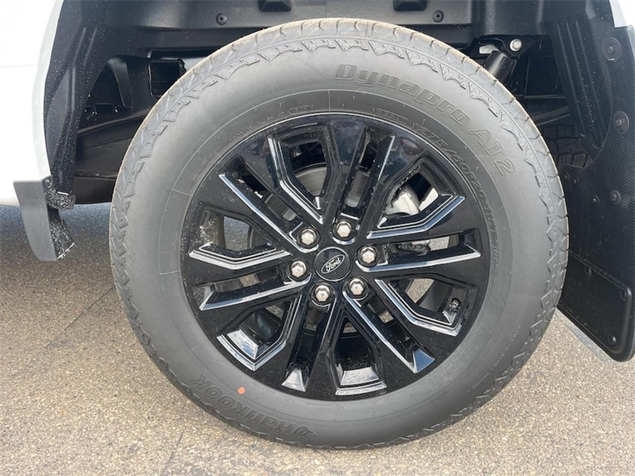2026 Ford F-150 Lariat  - Tow Package Photo5