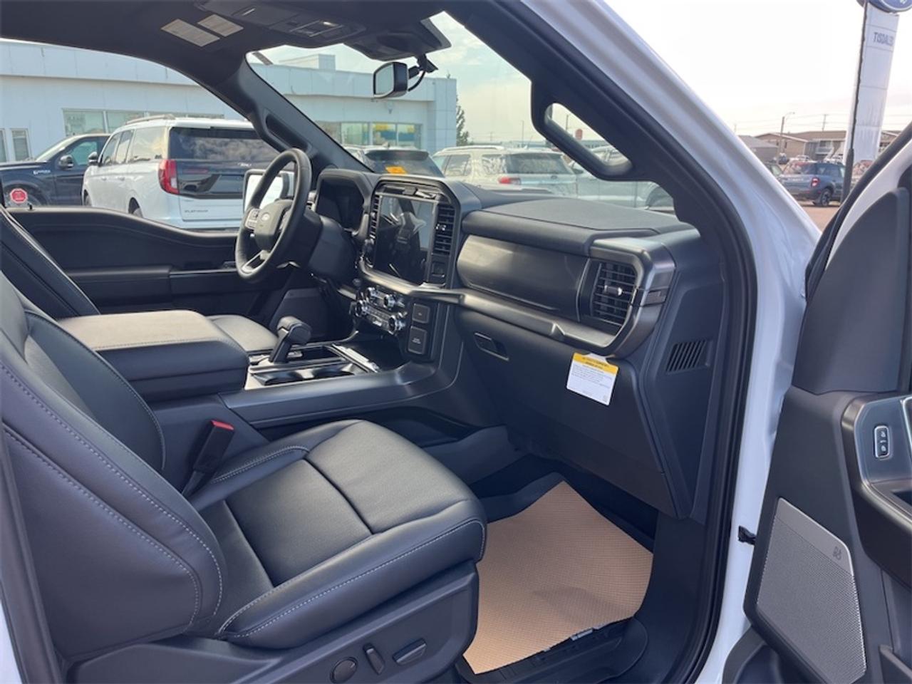 2026 Ford F-150 Lariat  - Tow Package Photo5