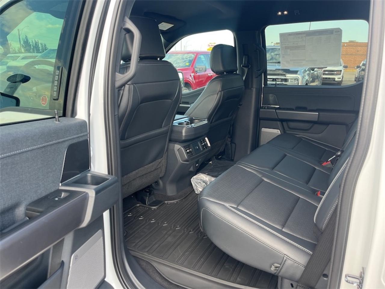 2026 Ford F-150 Lariat  - Tow Package Photo5