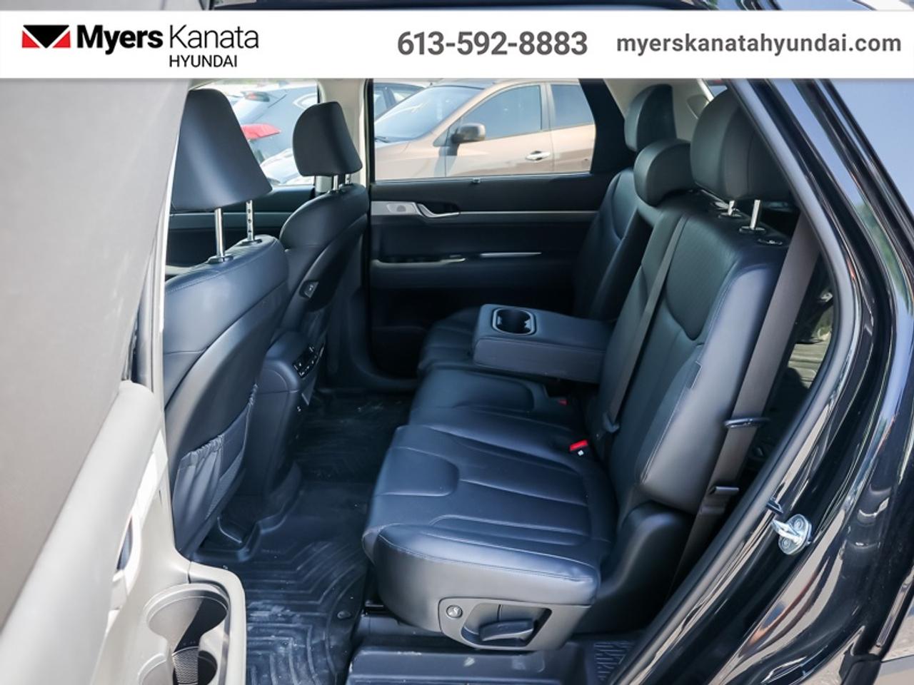 2023 Hyundai PALISADE Urban 8-Passenger   - Cooled Seats Photo