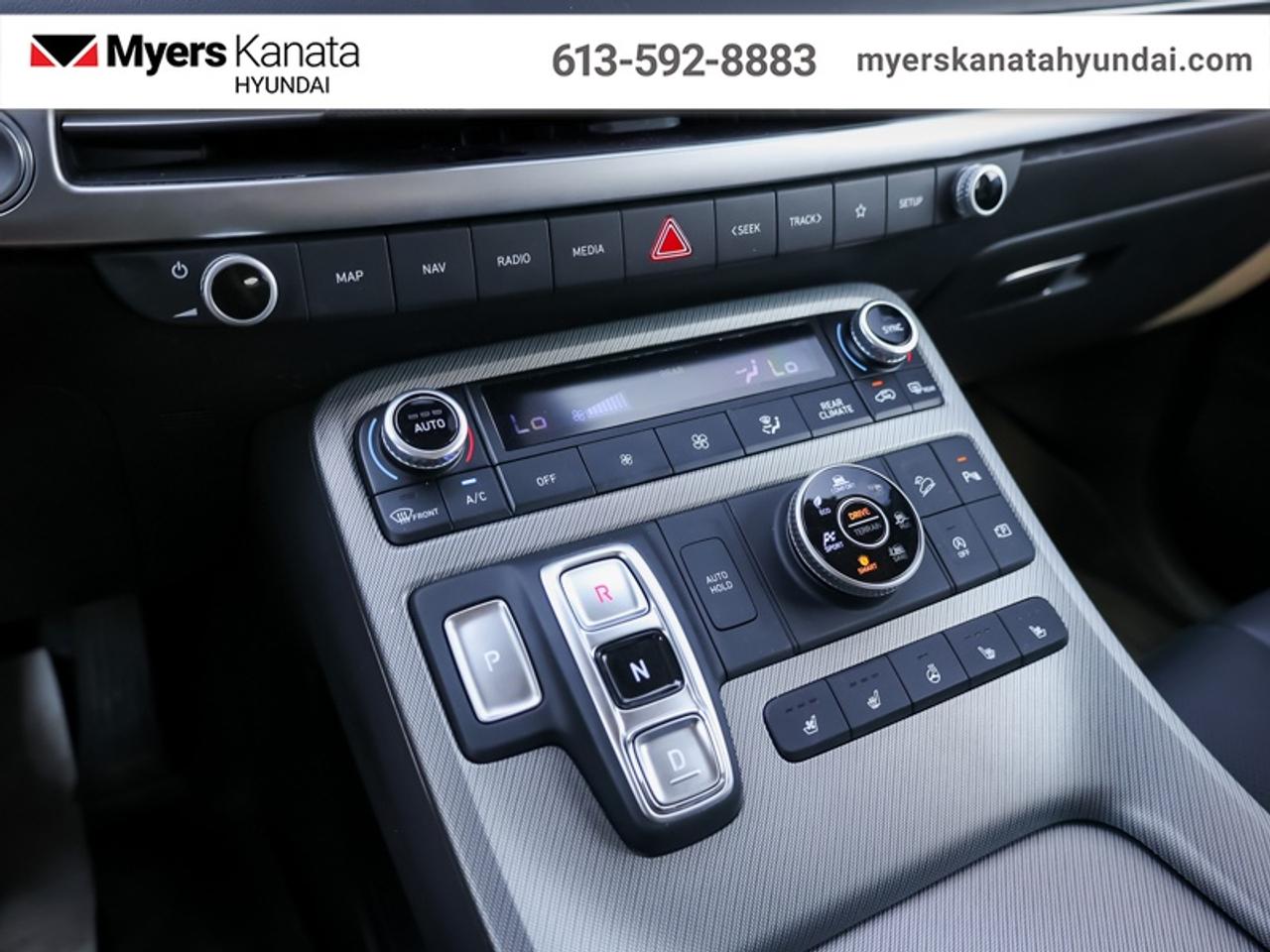 2023 Hyundai PALISADE Urban 8-Passenger   - Cooled Seats Photo