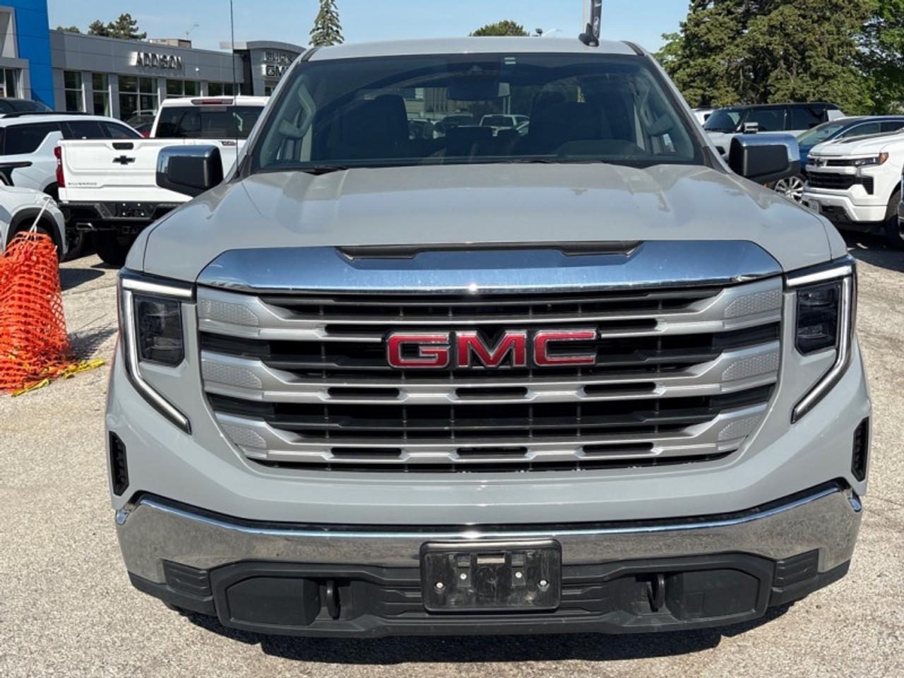 2024 GMC Sierra 1500 SLE  5.3L v8|BIG SCREEN|Heated Seats Photo