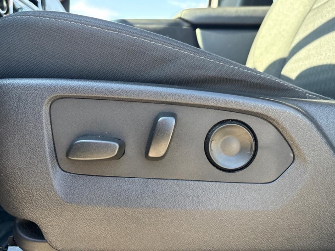 2024 GMC Sierra 1500 SLE  5.3L v8|BIG SCREEN|Heated Seats Photo