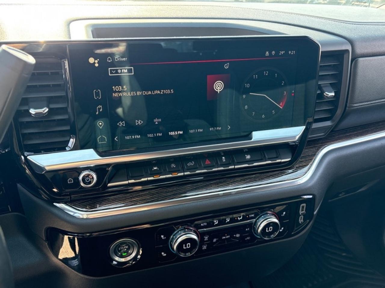 2024 GMC Sierra 1500 SLE  5.3L v8|BIG SCREEN|Heated Seats Photo