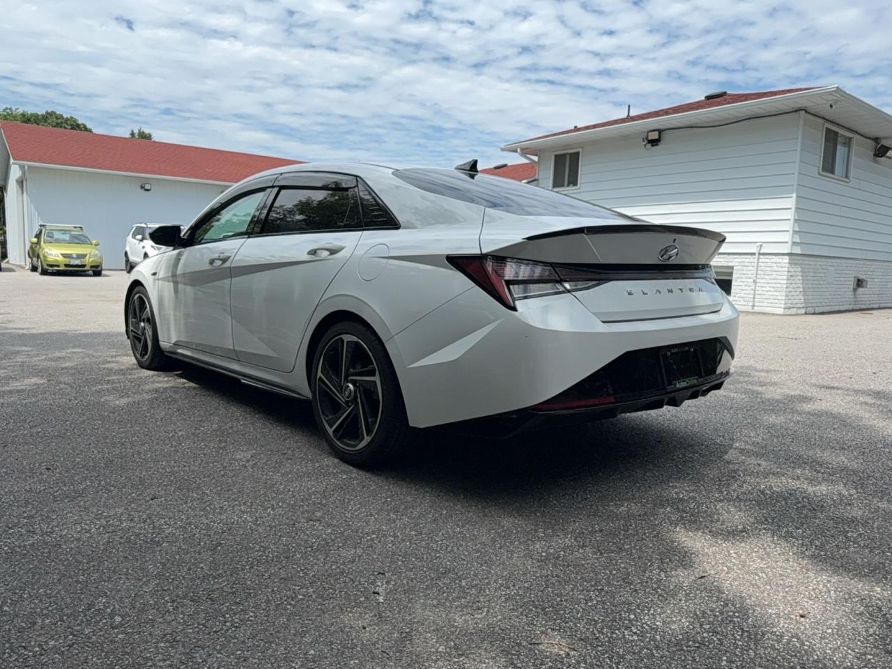 2022 Hyundai Elantra N LINE - LEATHER - SUNROOF - LOADED Photo2