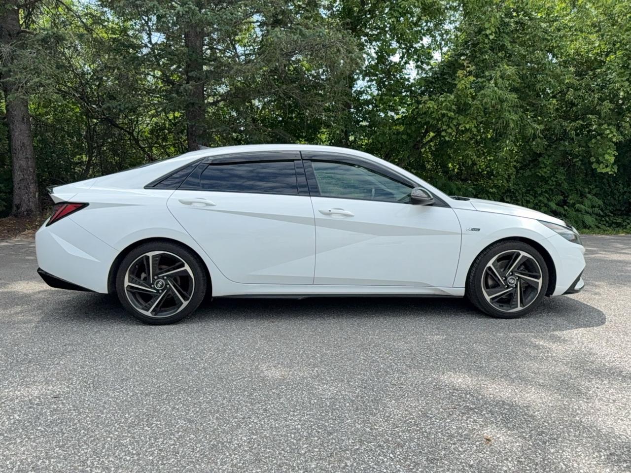2022 Hyundai Elantra N LINE - LEATHER - SUNROOF - LOADED Photo