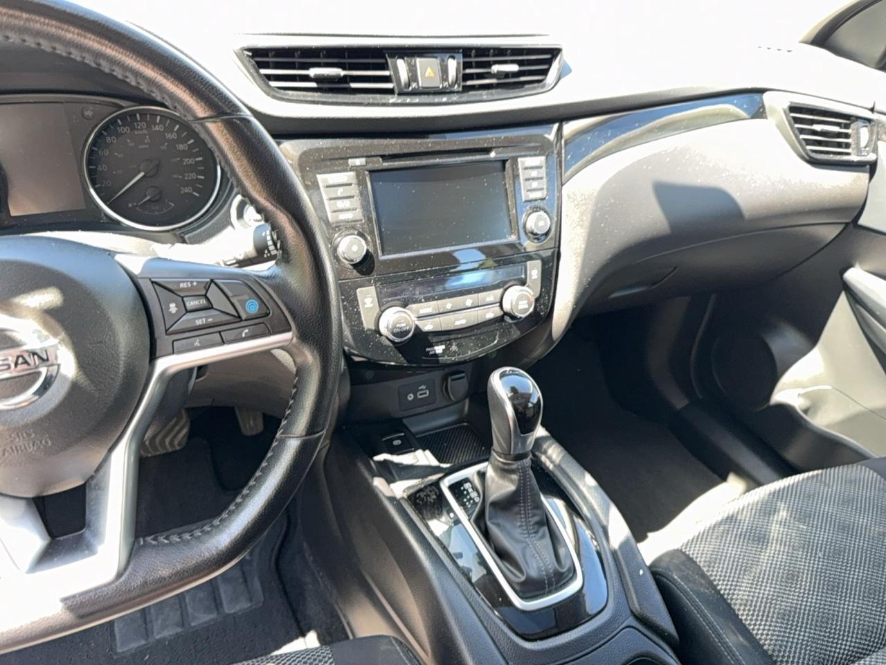 2023 Nissan Qashqai SV AWD - SUNROOF - HEATED SEATS Photo