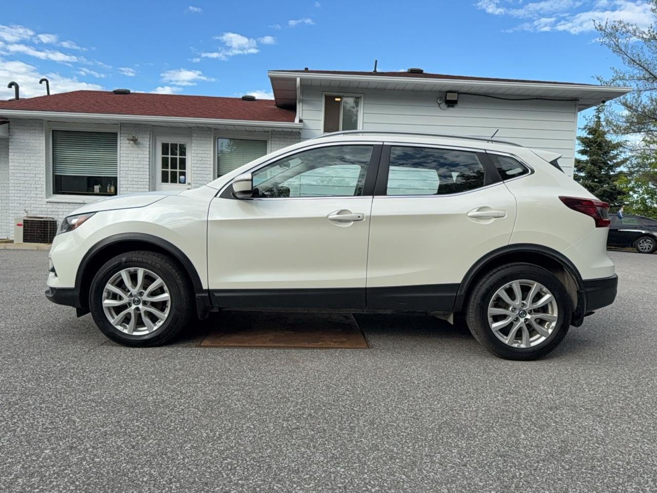 2023 Nissan Qashqai SV AWD - SUNROOF - HEATED SEATS Photo1