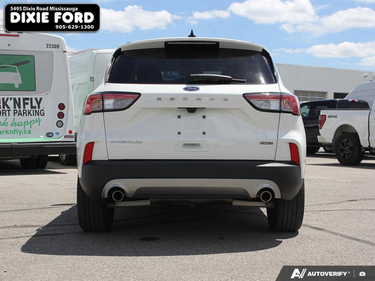 2021 Ford Escape Titanium Hybrid Photo