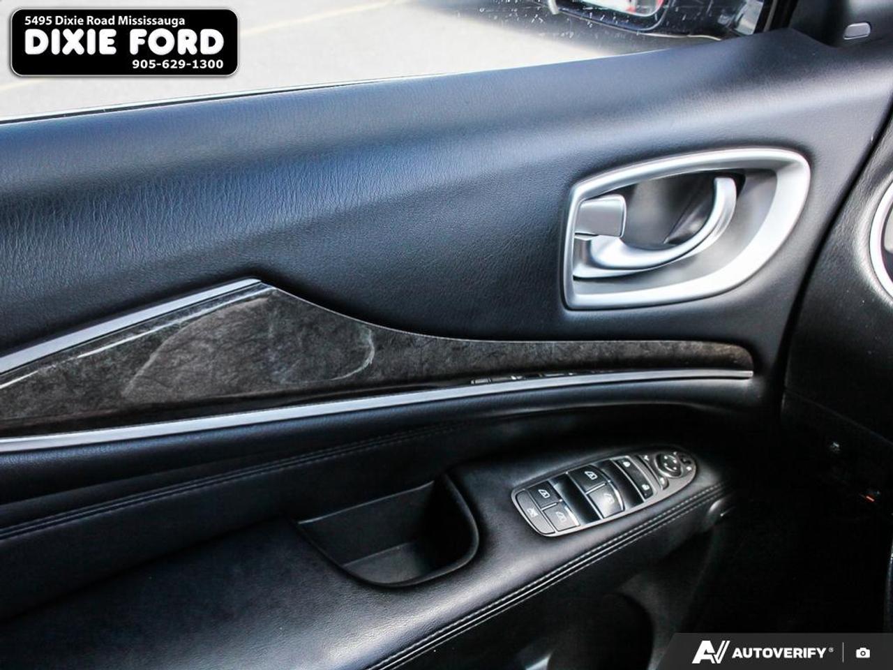 2013 Infiniti JX35  Photo