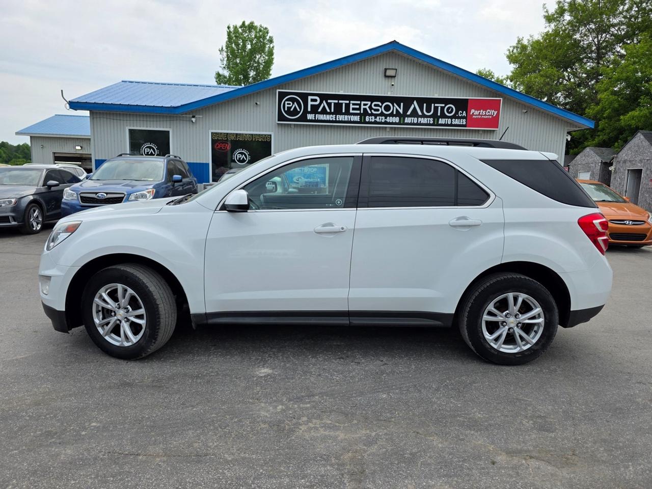 2017 Chevrolet Equinox LT Photo