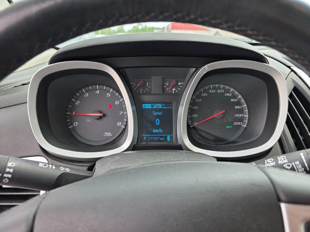 2017 Chevrolet Equinox LT Photo