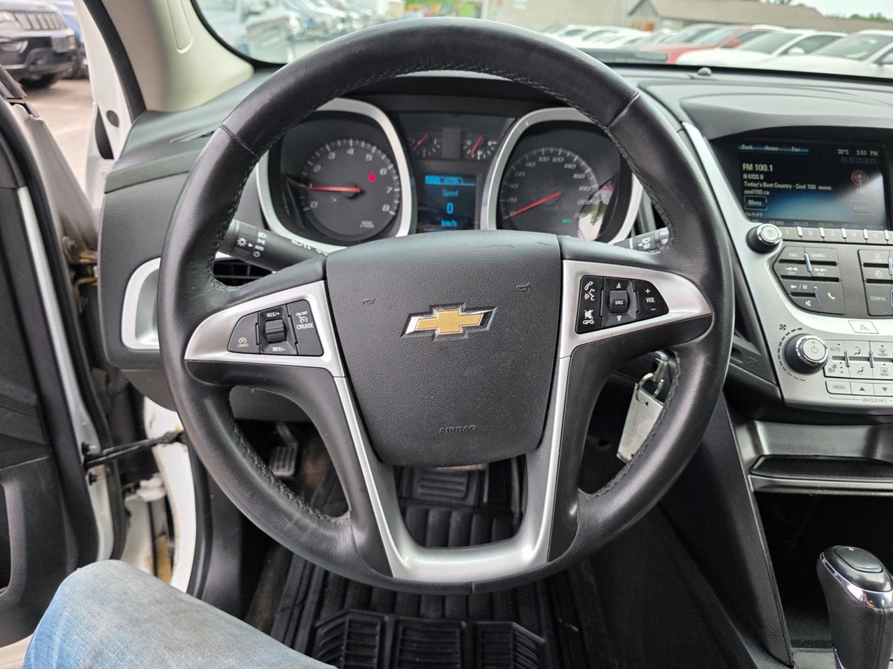 2017 Chevrolet Equinox LT Photo