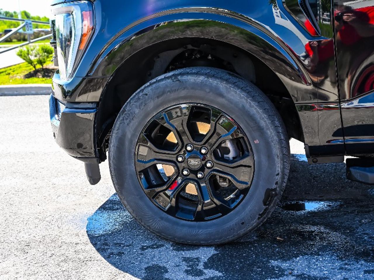 2023 Ford F-150 Lariat Photo