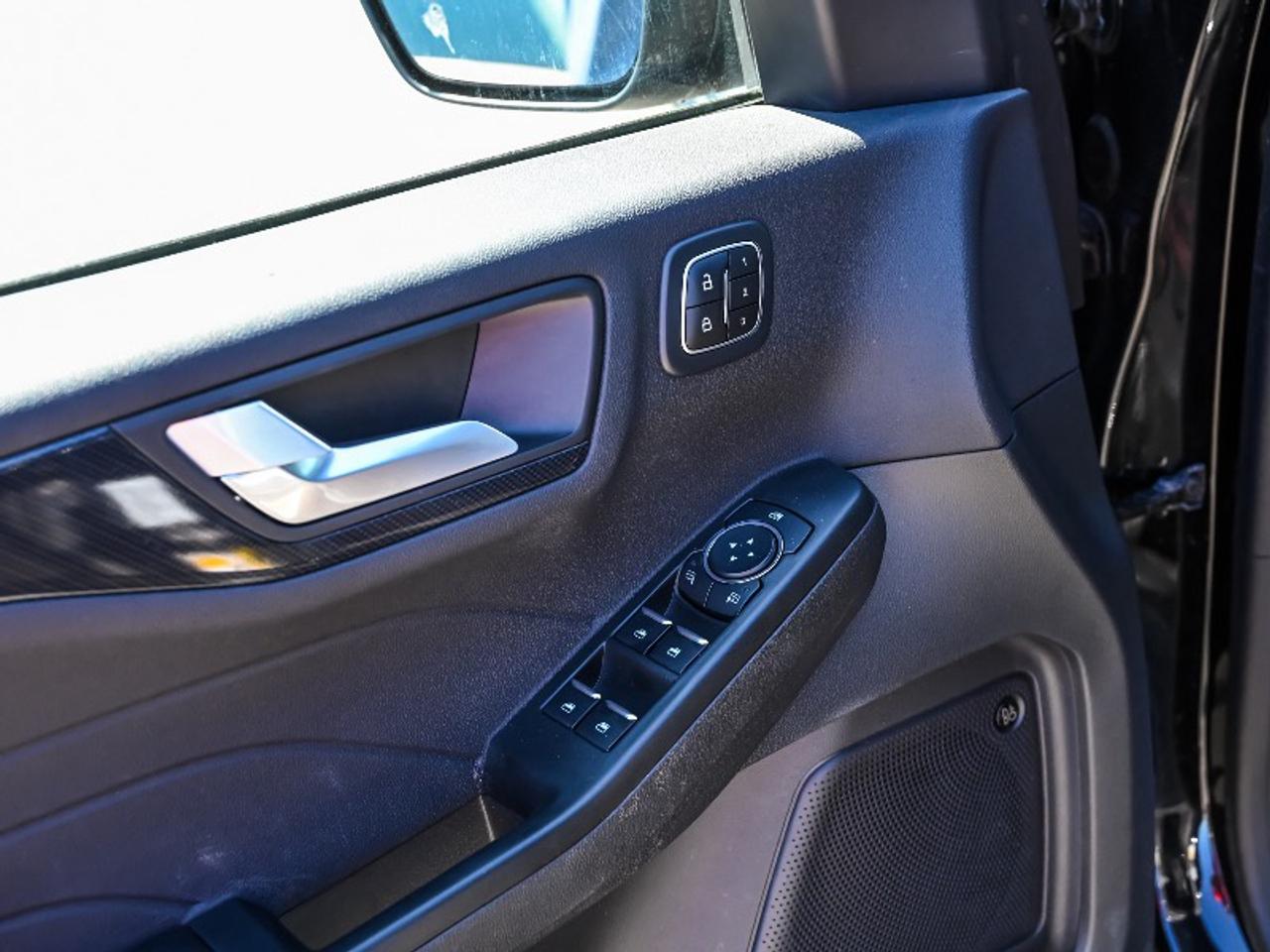 2024 Ford Escape ST-Line Elite Photo