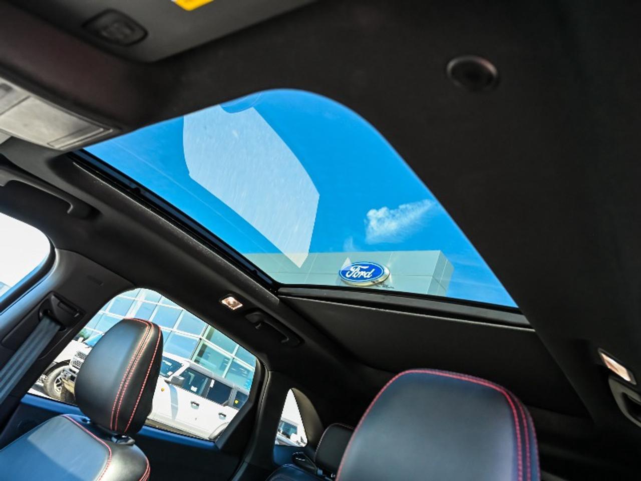 2024 Ford Escape ST-Line Elite Photo