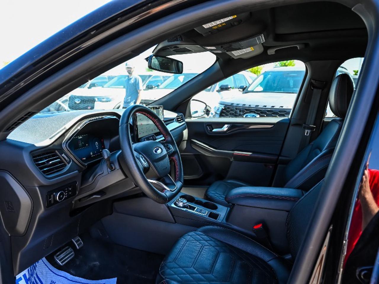 2024 Ford Escape ST-Line Elite Photo