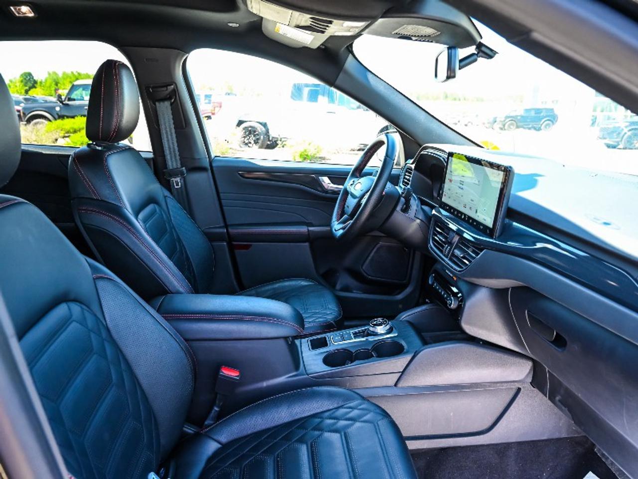 2024 Ford Escape ST-Line Elite Photo