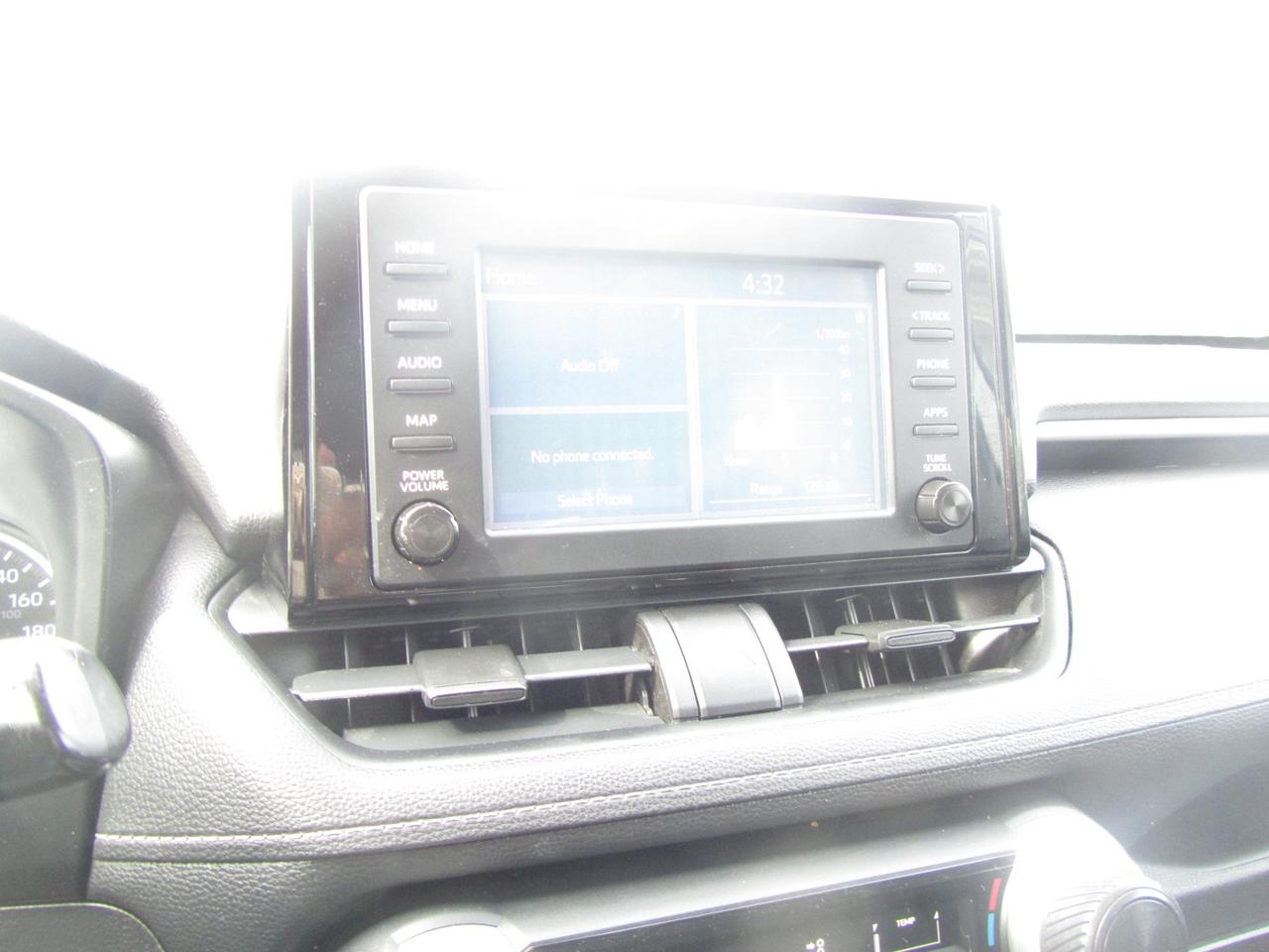 2020 Toyota RAV4 LE AWD Photo