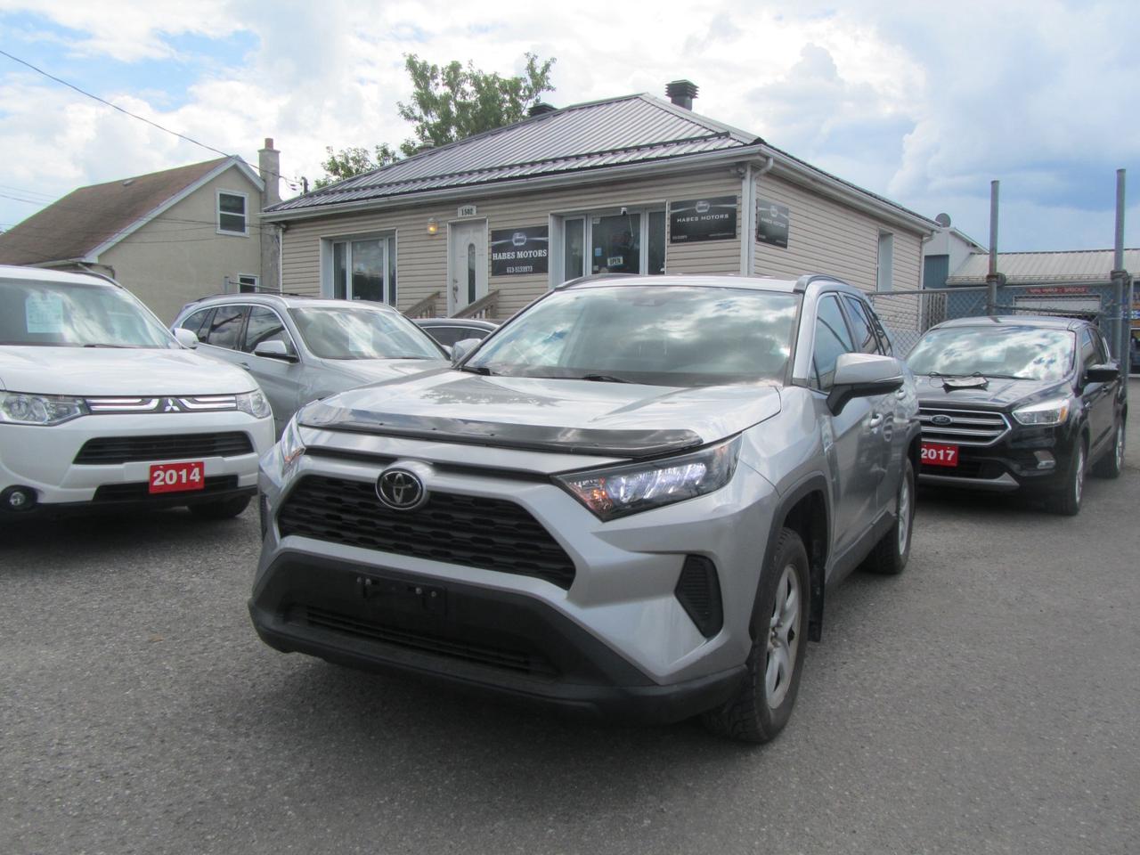 2020 Toyota RAV4 LE AWD Photo