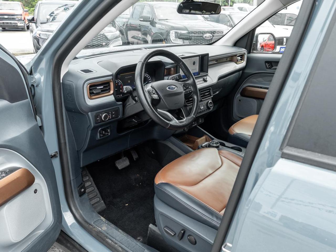 2022 Ford Maverick Lariat Photo